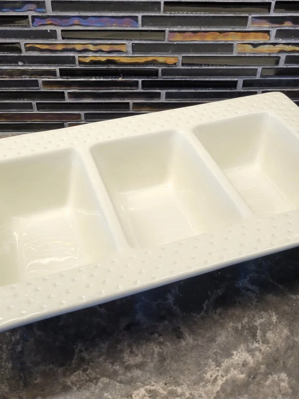 NORA FLEMING SWISS DOT 3 SECTION CONDIMENT GARNISH SERVING DISH TRAY VINTAGE